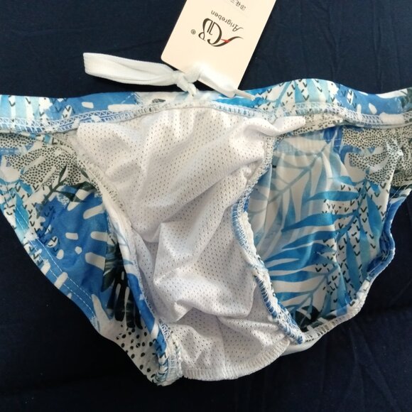 NWT ARIGREBEN 1" SWIM BRIEF, SIZE "S" (28"-30"), BLUE AND WHITE LEAF PATTERN. - Picture 5 of 7
